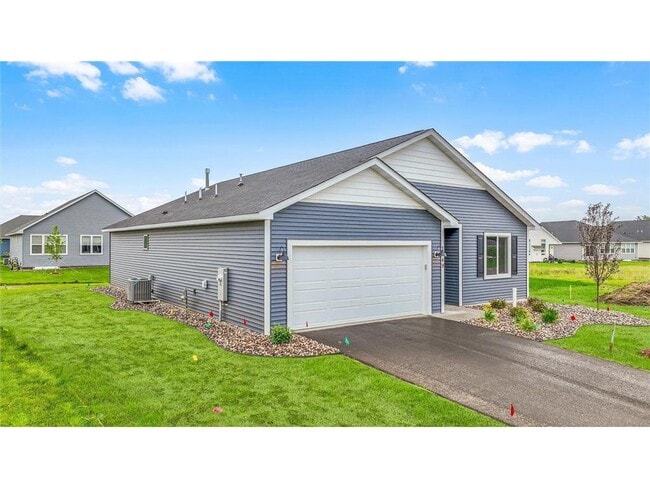 Building Photo - 2149 Westpointe Dr