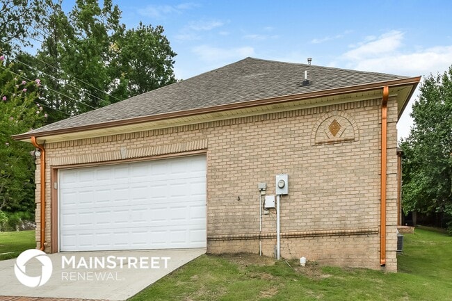 Building Photo - 1200 Riverford Dr