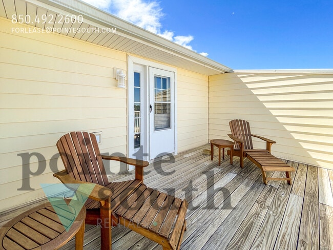 Building Photo - 13948 River Rd