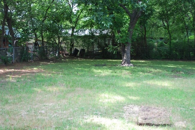 Building Photo - 1609 Wayne St