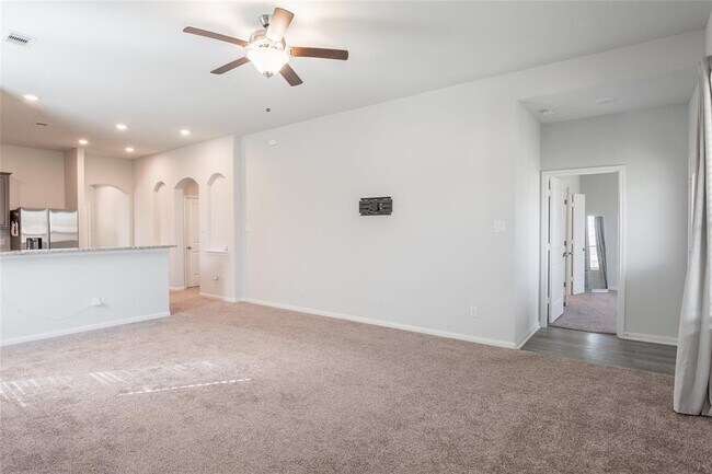 Building Photo - 20103 Poppy Hills Ln