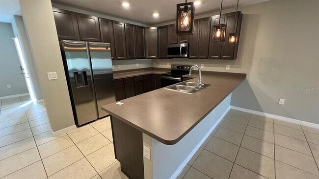 Building Photo - 4805 Coral Castle Dr.