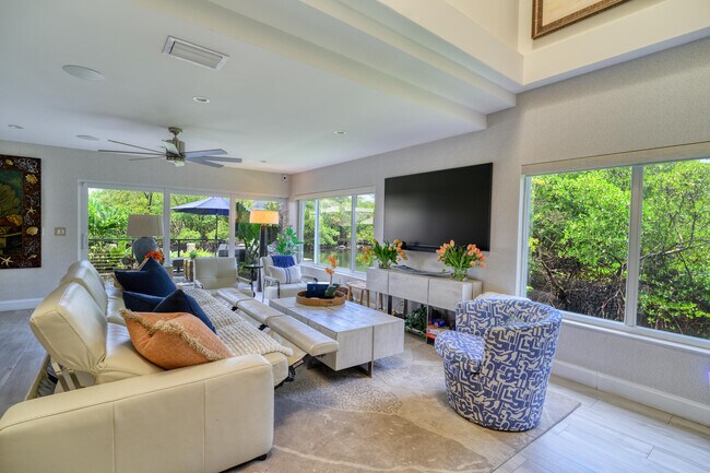 Building Photo - 5246 Boca Marina Cir S