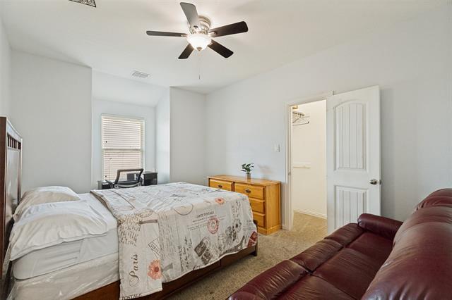 Building Photo - 818 Blackhawk Dr