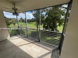 Building Photo - 3850 Oaks Clubhouse Dr