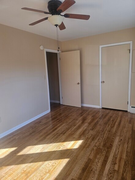 Building Photo - 834 Patrick Ln