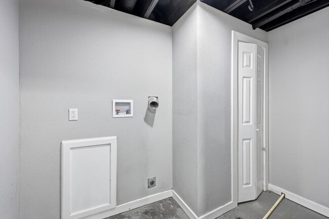 Building Photo - 2602 NW 86th St