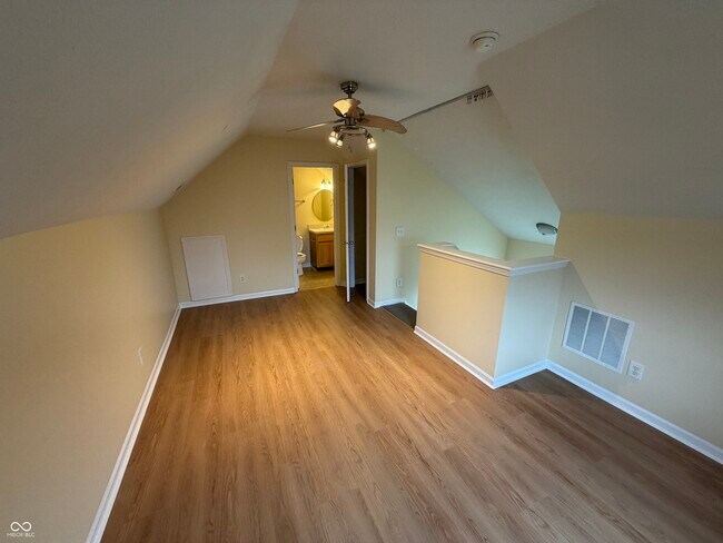 Building Photo - 2516 N College Ave