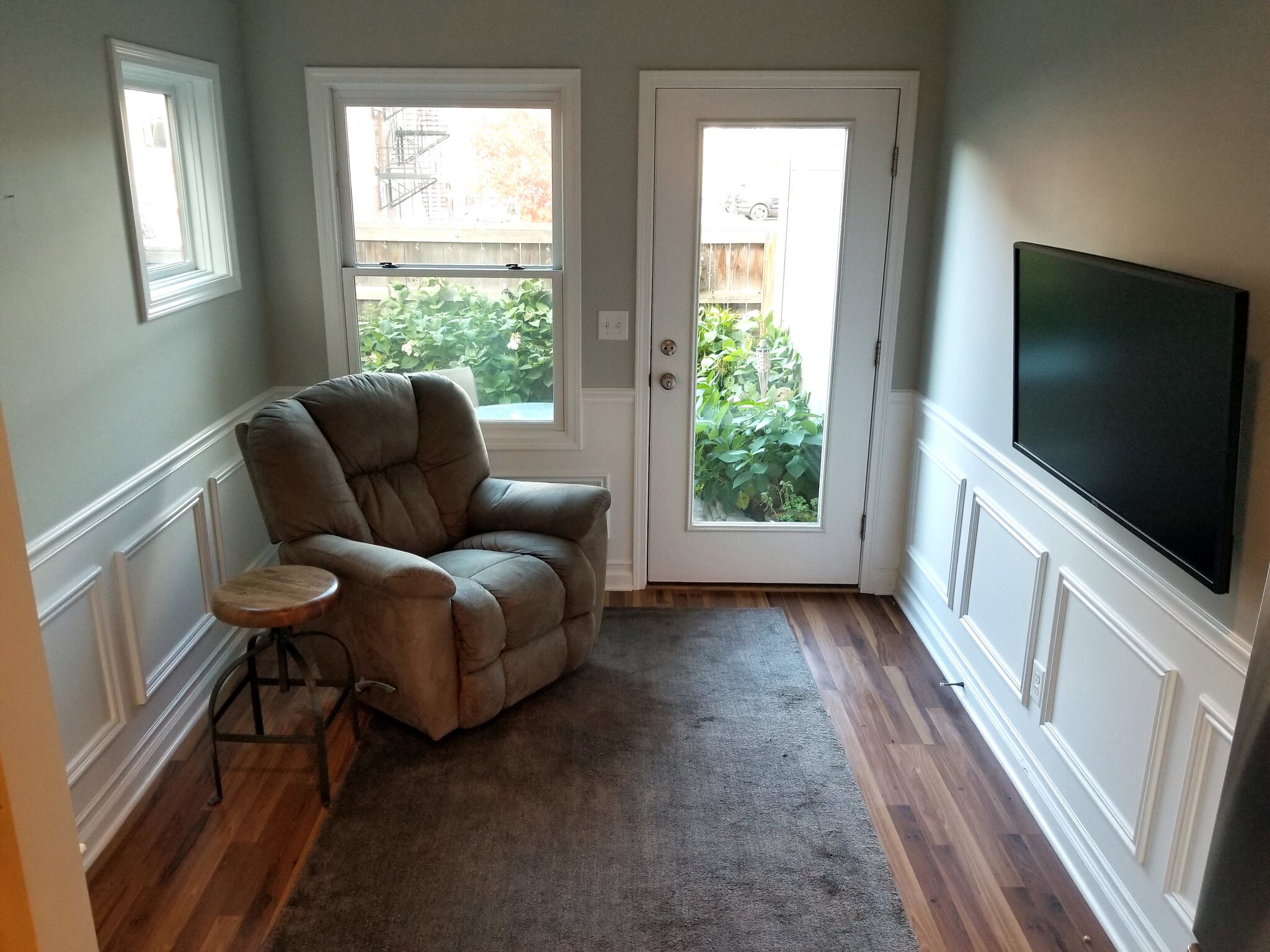 Sun room - main floor - 923 Blodgett St SE