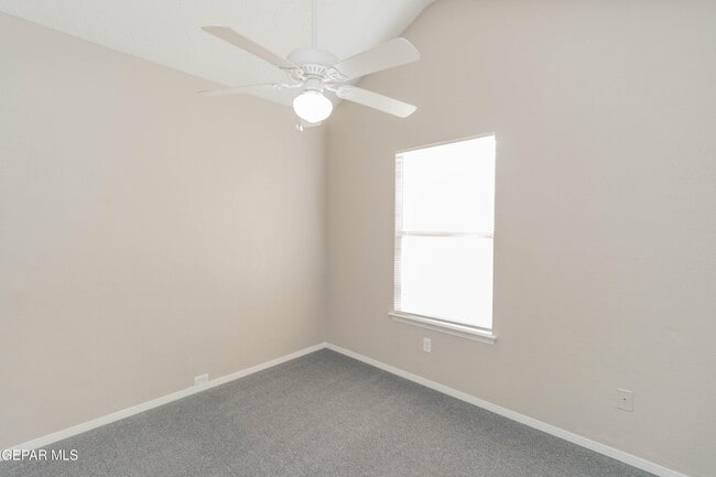 Building Photo - 12029 Crown Woods Ct