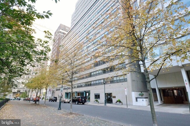 Building Photo - 1806 Rittenhouse Square