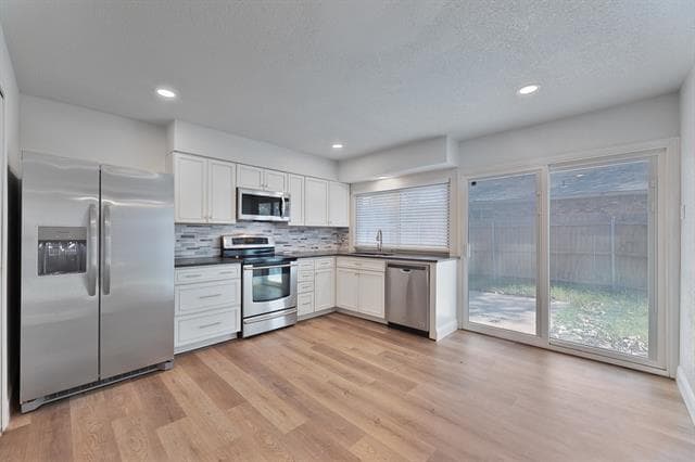 Building Photo - 4849 Alta Oaks Ct