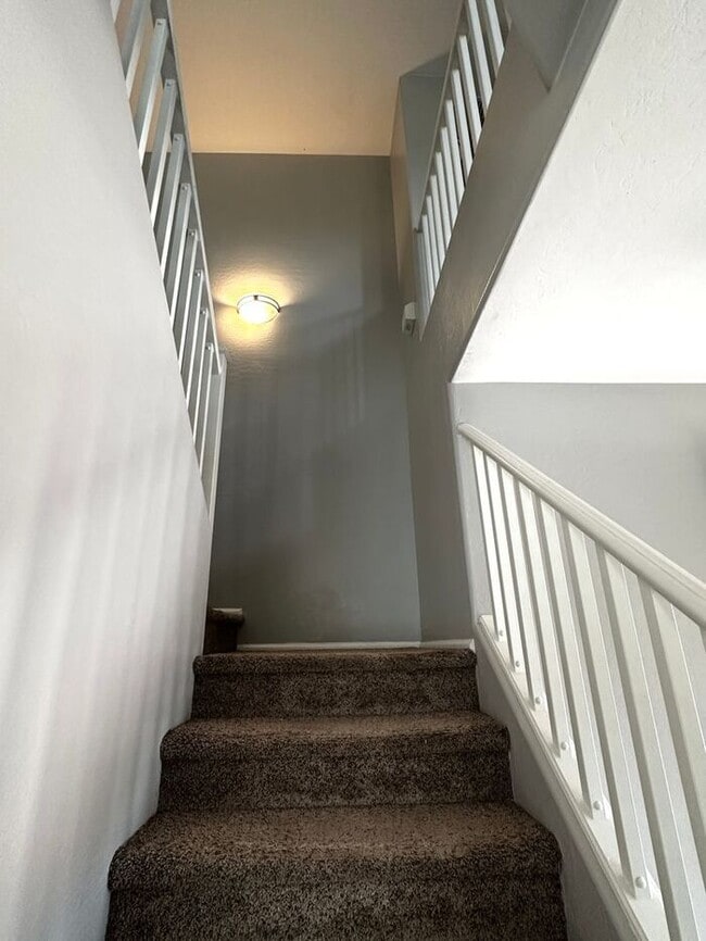 Building Photo - 4BEDROOM/2.5 BATH Lovely San Tan Home!!