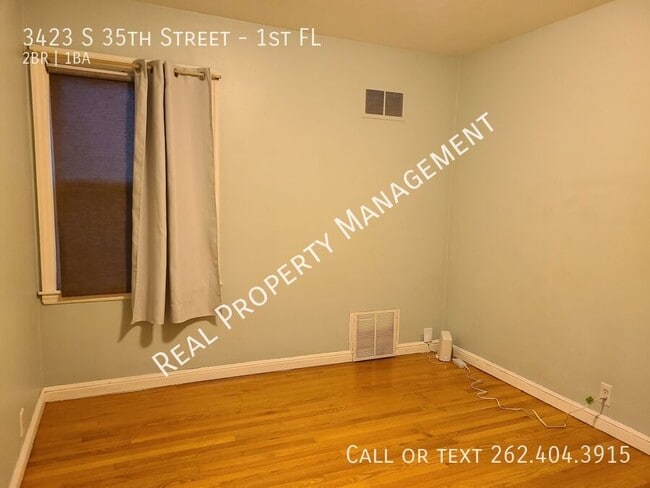 Building Photo - 3423 S 35th St