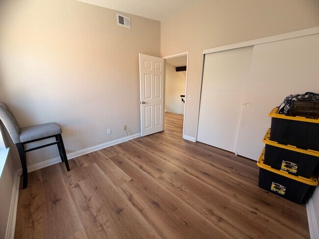 Building Photo - 12658 Heartleaf St