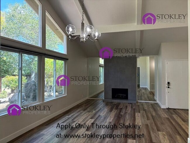 Building Photo - 1538 Siskiyou Dr