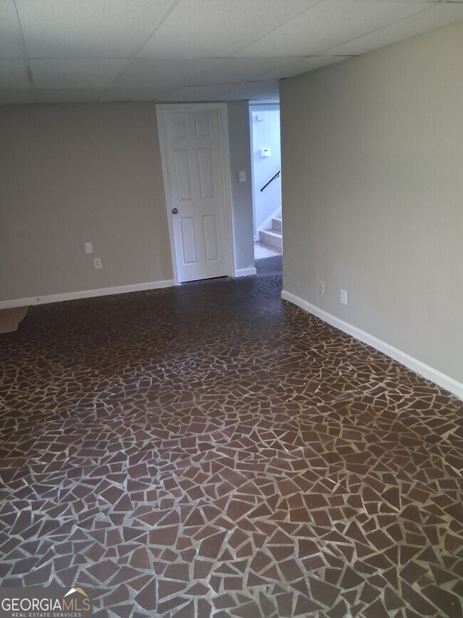 Building Photo - 9109 Sterling Ridge Ln