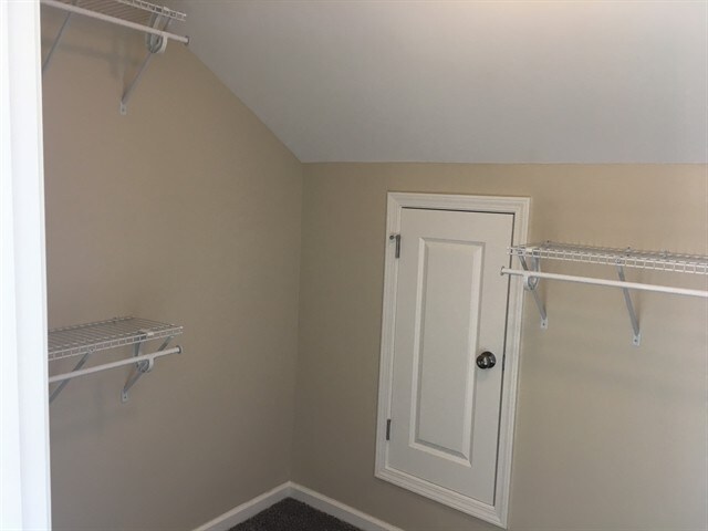 Building Photo - 1389 Castleoak Dr