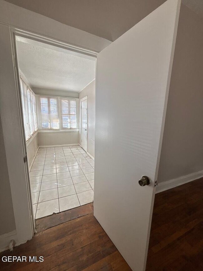 Building Photo - 1114 N El Paso St