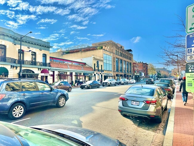 Building Photo - Beautiful Balfour Historic 1 Bedroom Condo 16th & U Street