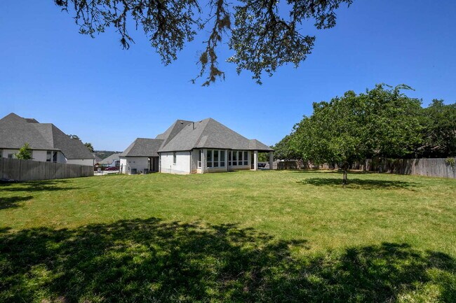 Building Photo - 26643 White Eagle Dr