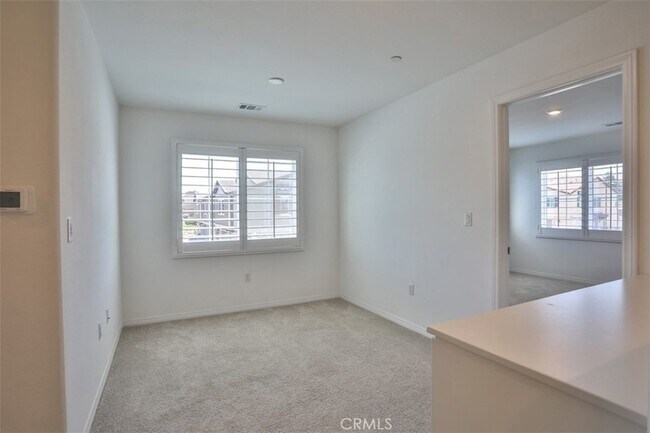 Building Photo - 7419 Olive Grv St