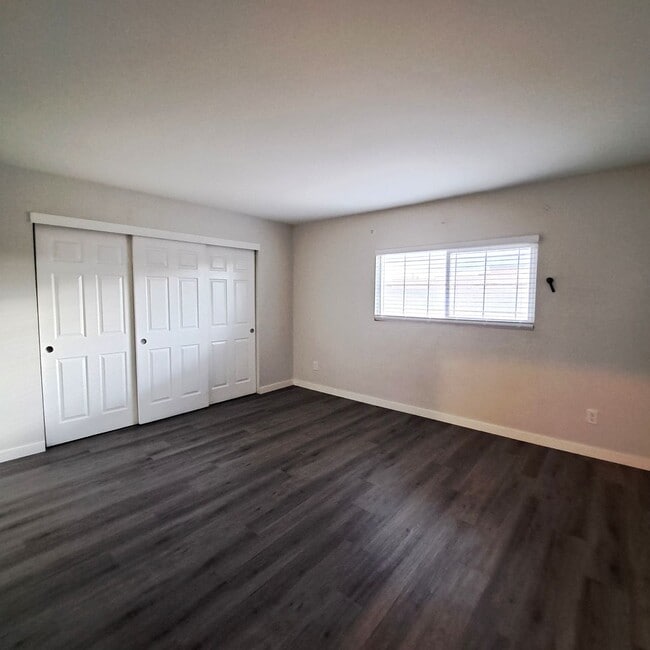 Building Photo - 4368 N Vornsand Dr