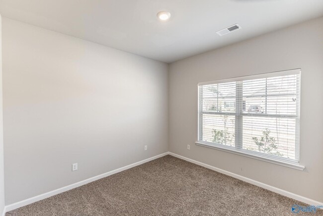 Building Photo - 290 Caudle Dr