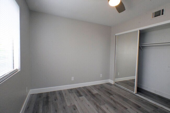Building Photo - 2968 Juniper Hills Blvd