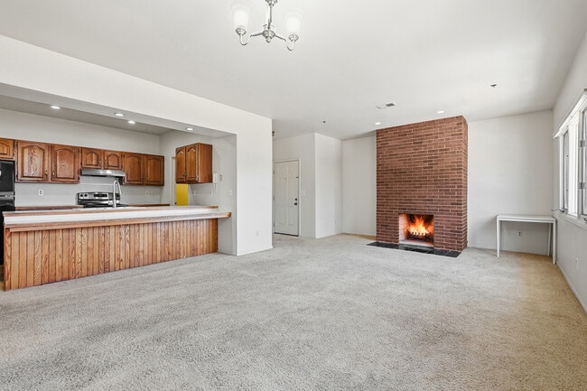 Building Photo - 4501 Regency Dr