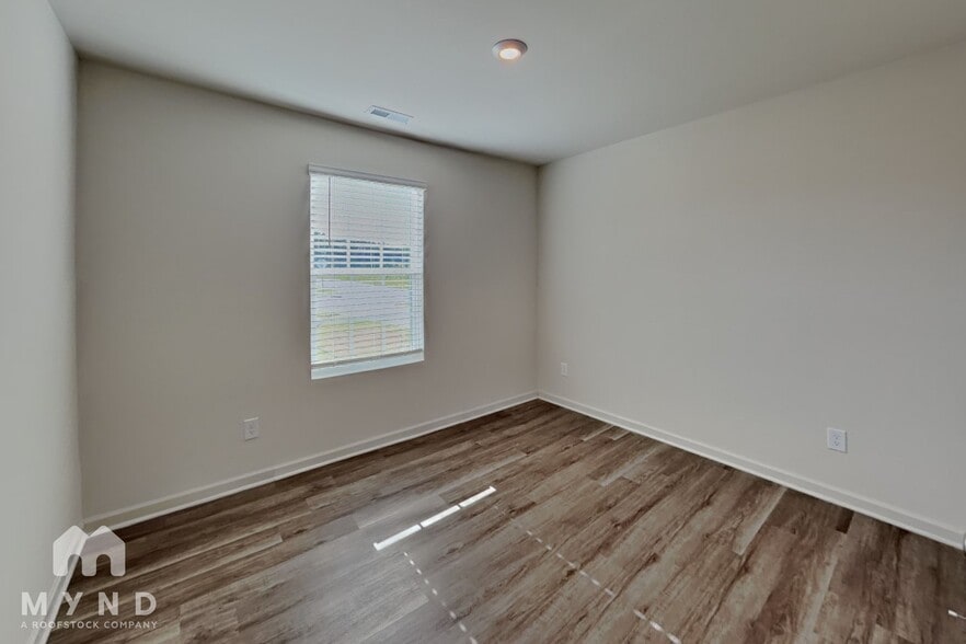 Building Photo - 6807 Hardwick Ln