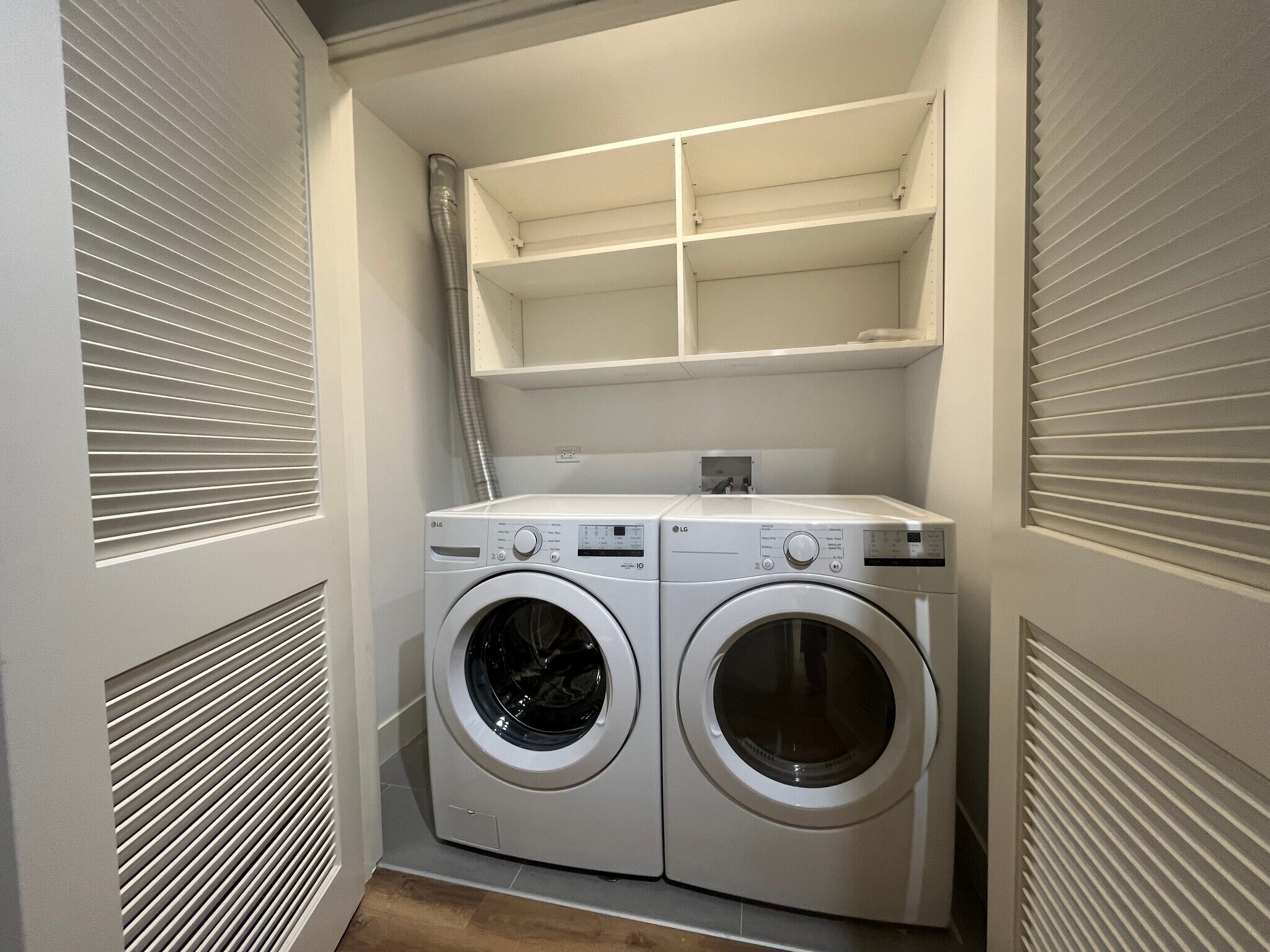 Large front loading washer dryer - 151 W Ohio St