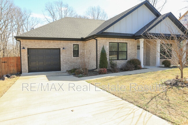 Building Photo - 10 Latheron Pl