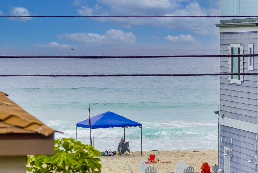 Building Photo - 735 Whiting Ct