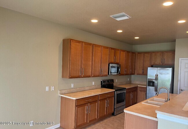 Building Photo - 1079 Purple Flower Ct