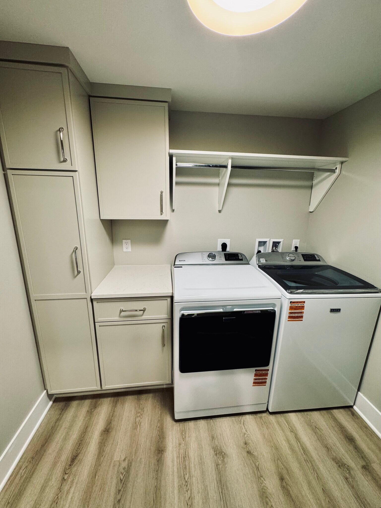 Building Photo - 117 W Wisconsin Ave