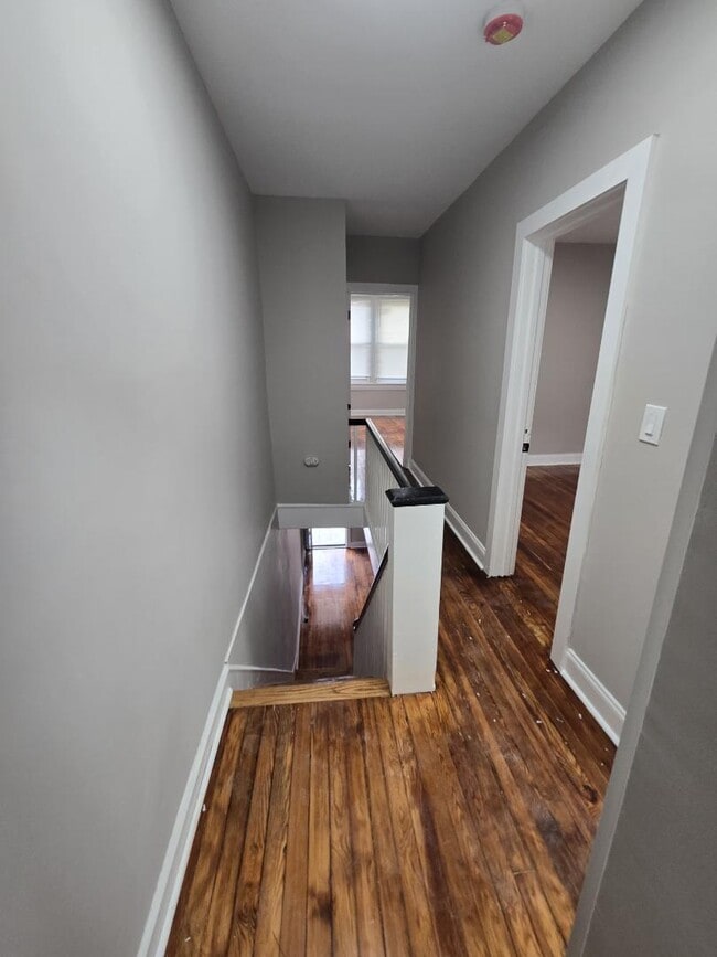 Building Photo - 2936 Tulip St