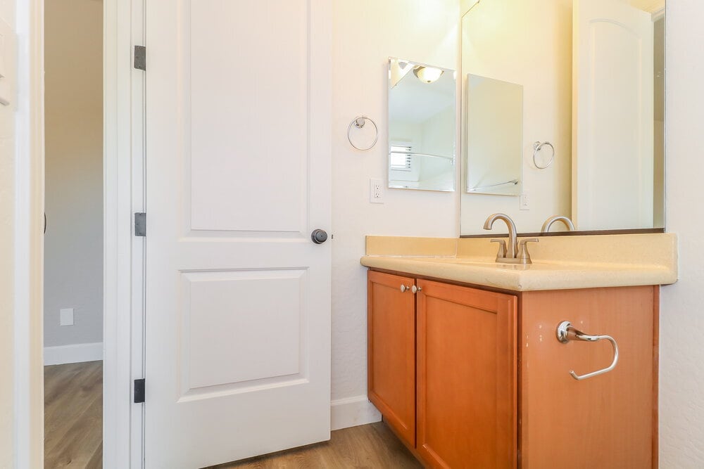 Building Photo - 6512 S 49th Dr