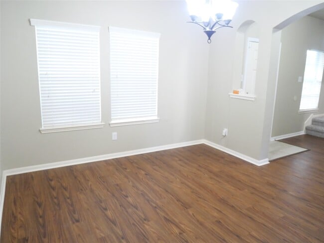 Building Photo - 1739 Nichole Woods Dr