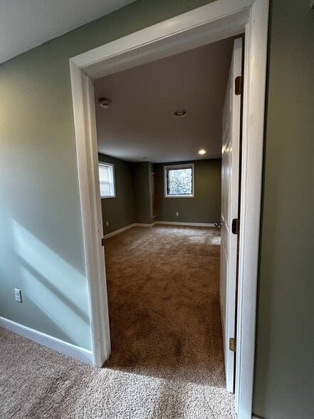 Building Photo - 6705 Everett Rd