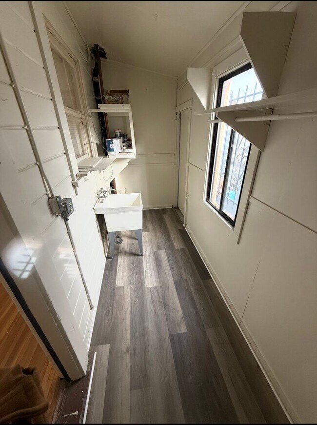 Building Photo - M33