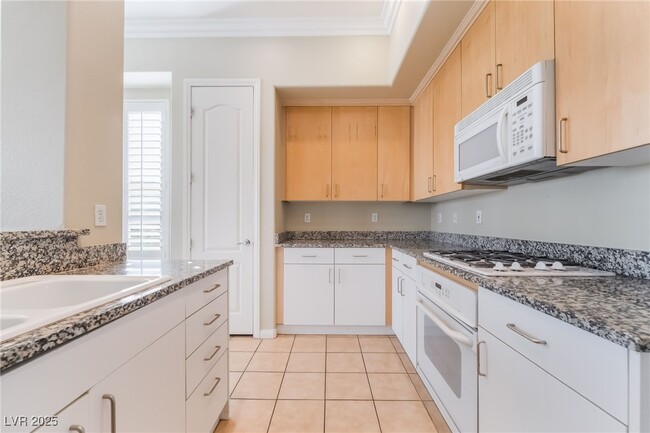 Building Photo - 50 E Serene Ave