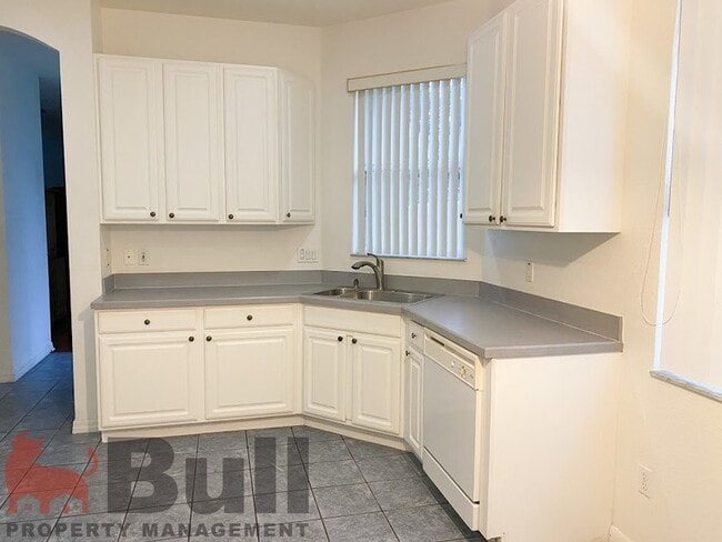 Building Photo - 540 Neumann Village Ct