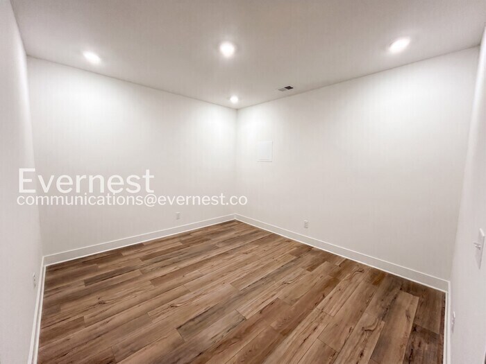 Building Photo - 2535 Superus Ct