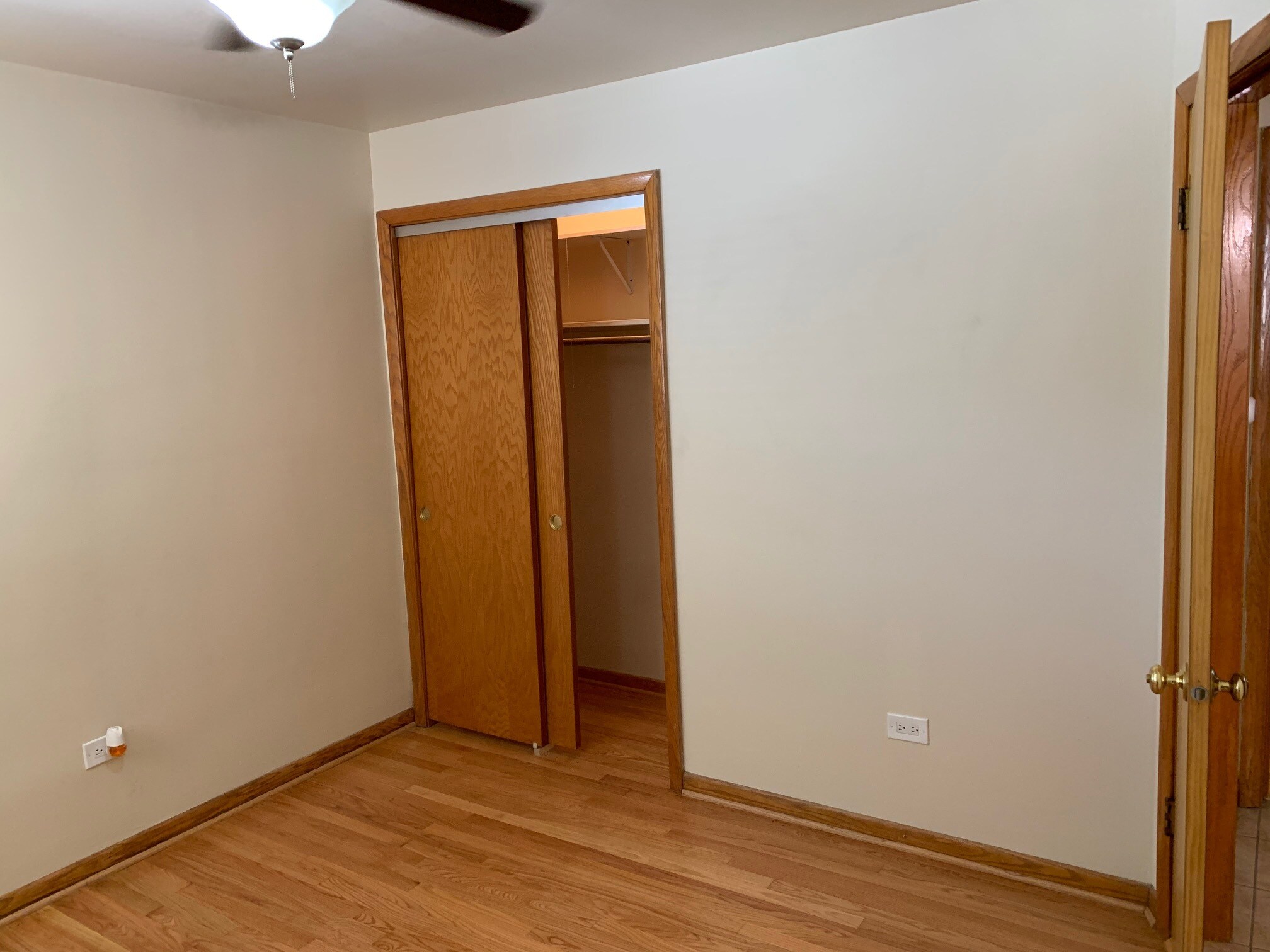 Bedroom 1 Southeast Corner - 4908 N Harlem Ave
