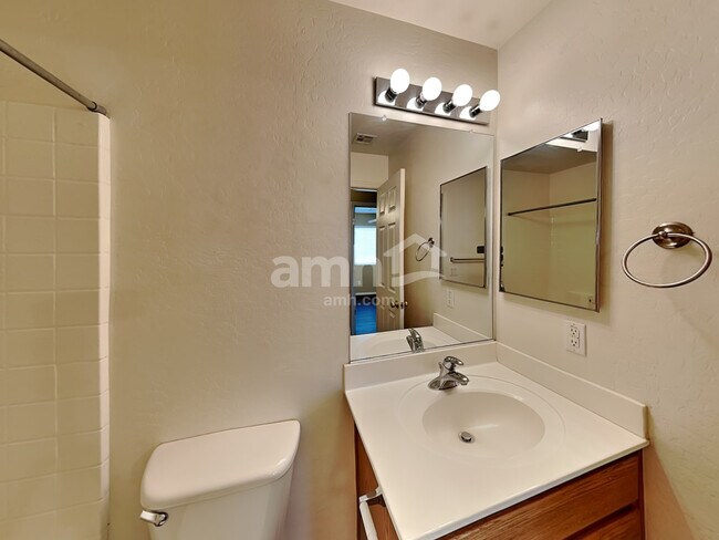 Building Photo - 2071 S 155th Dr