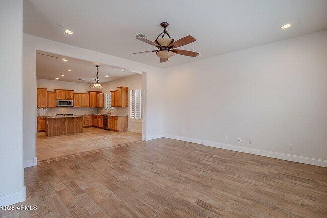 Building Photo - 6230 W Montebello Way
