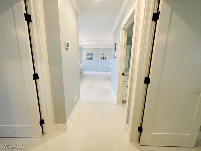 Building Photo - 140 W Pago Pago Dr