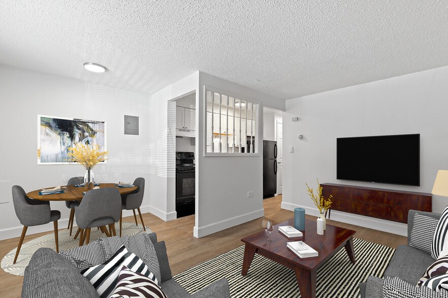 Primary Photo - Candlewood Apartments