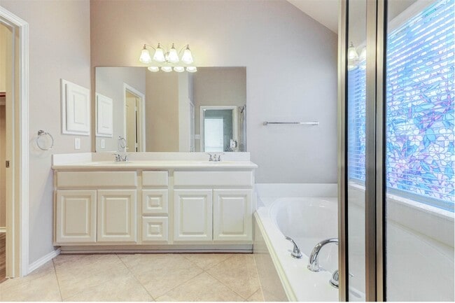 Building Photo - 25839 Riverside Creek Dr